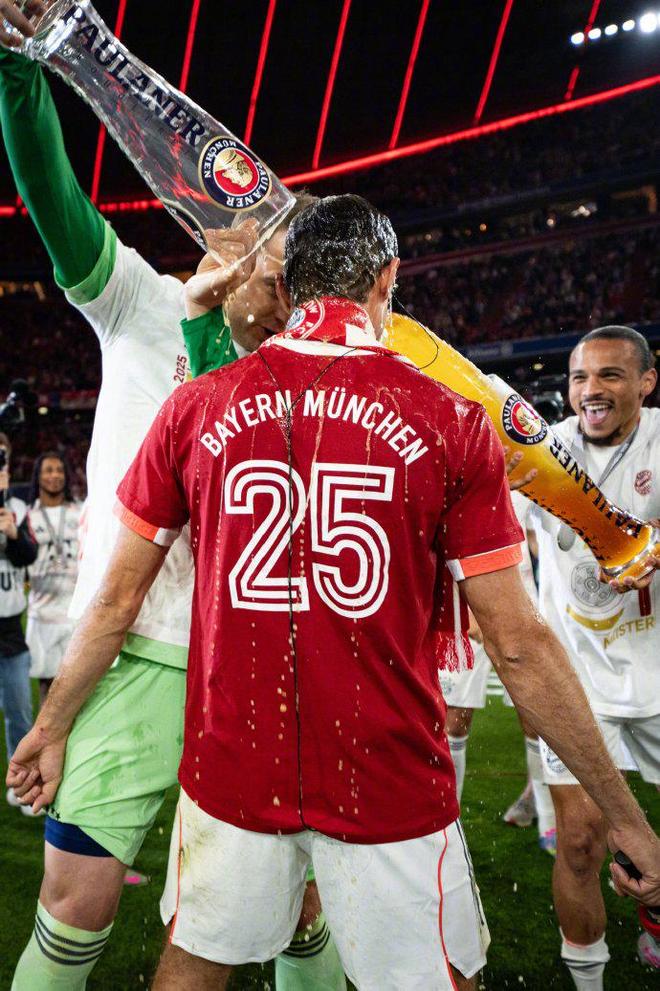 开云-荷兰轻取皇马，穆勒惊艳四座